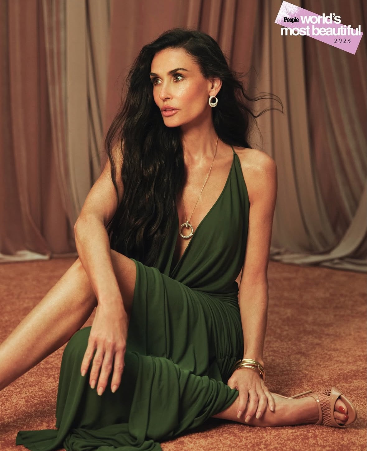 Demi Moore in Engelbert