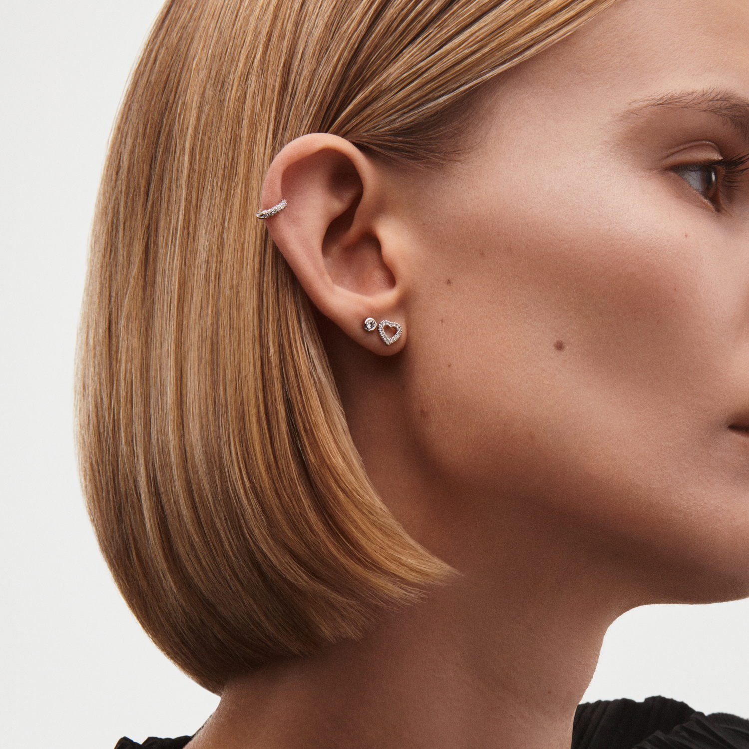Petit Bezel Earring