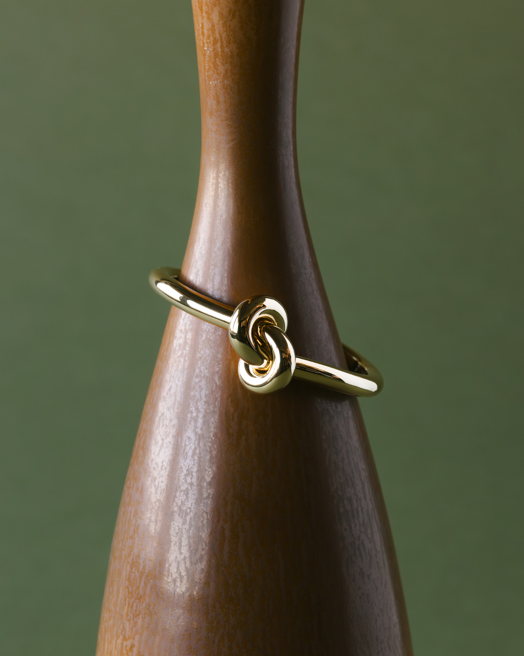 Legacy Knot Cuff Medium