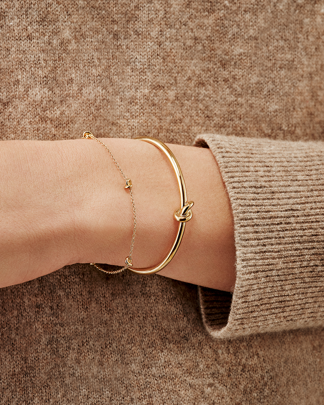 Legacy Knot Chain Bracelet