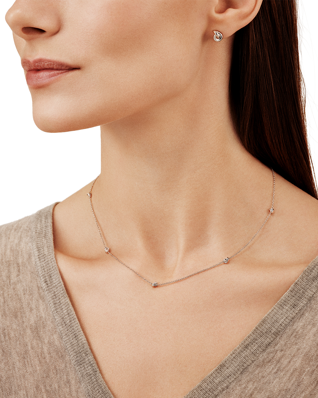 Legacy Knot Chain Necklace