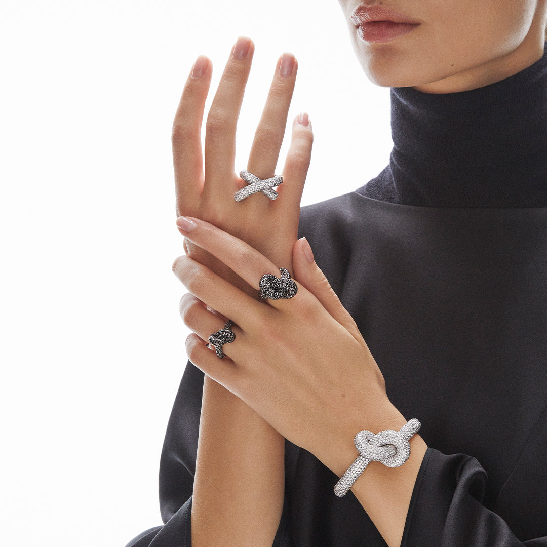 Legacy Knot Ring Medium Pavé