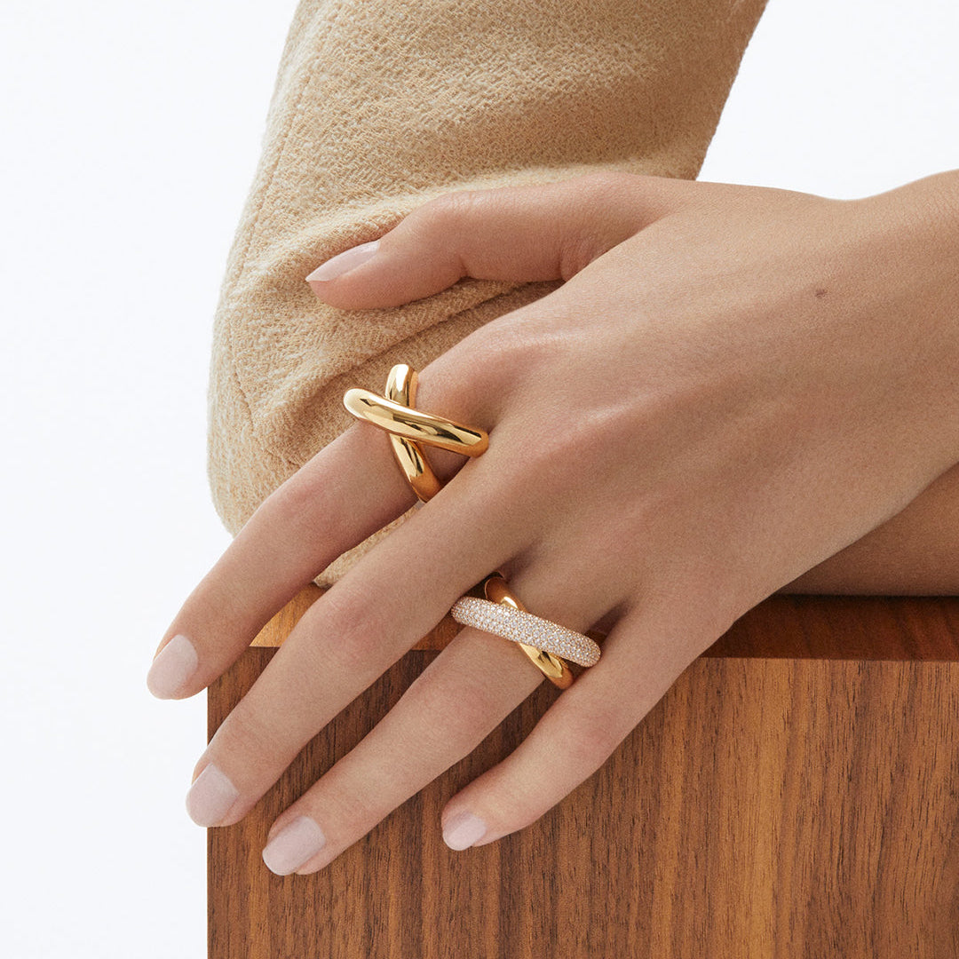 Infinity Loop Ring Medium Full Pavé